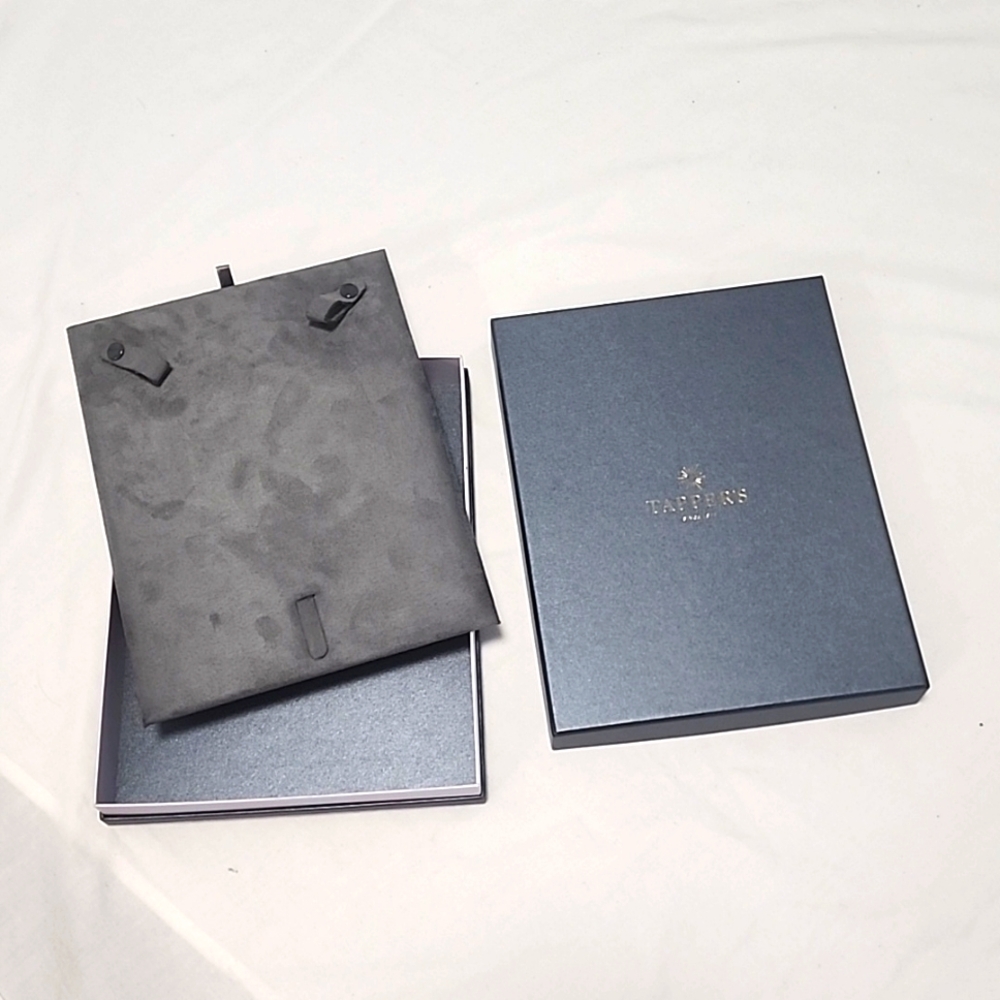 Montagne Tappers Necklace Box without Wrap